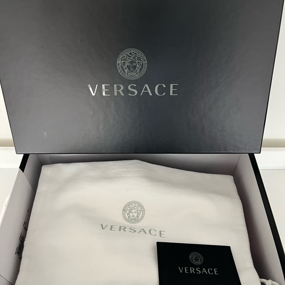 Only worn once - Picture 5 of 6